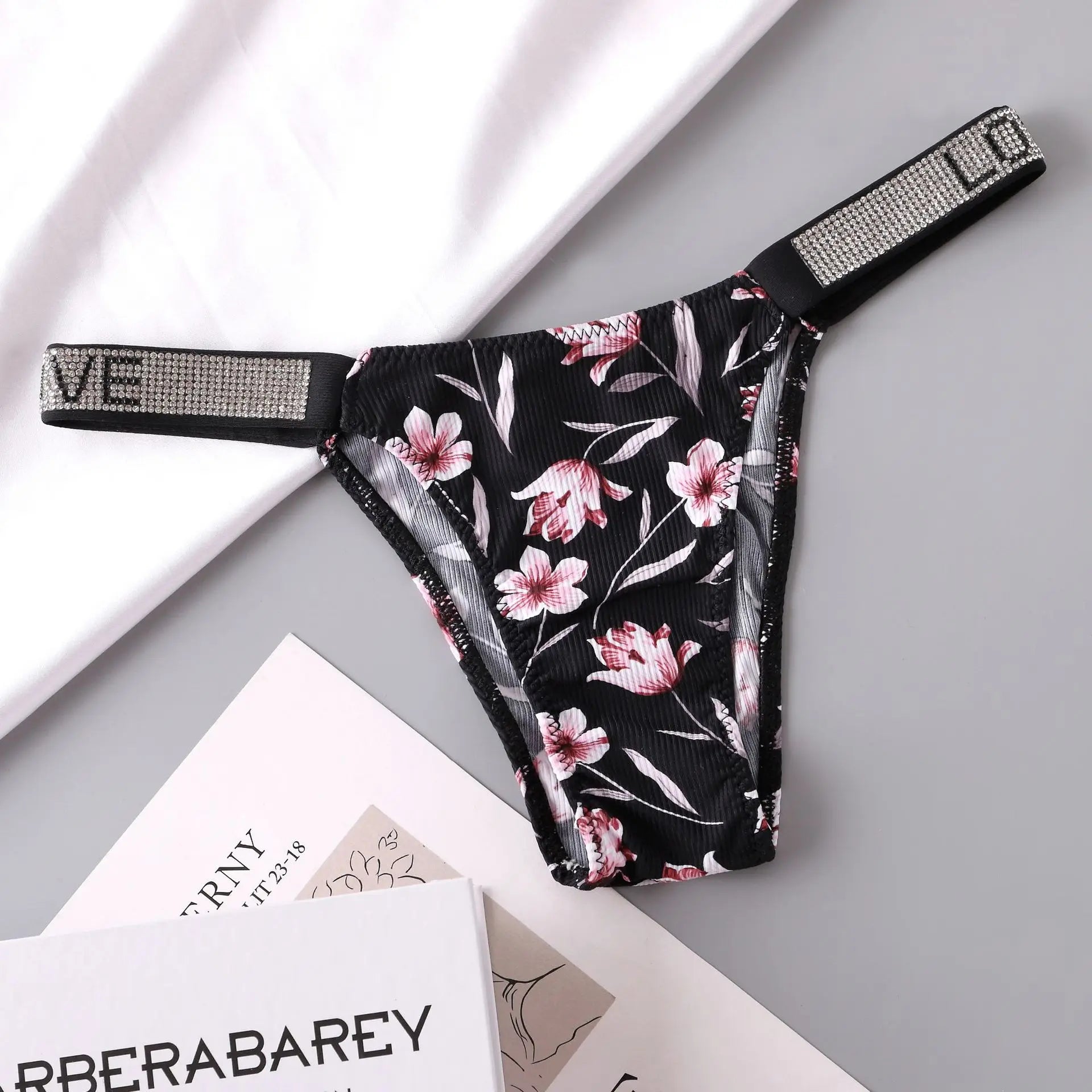 Sexy Kawaii KT Cinnamoroll Women Underwear Anime Cartoon Girls Low-waist T-pants Underpants Female Summer Thin Rhinestone Briefs