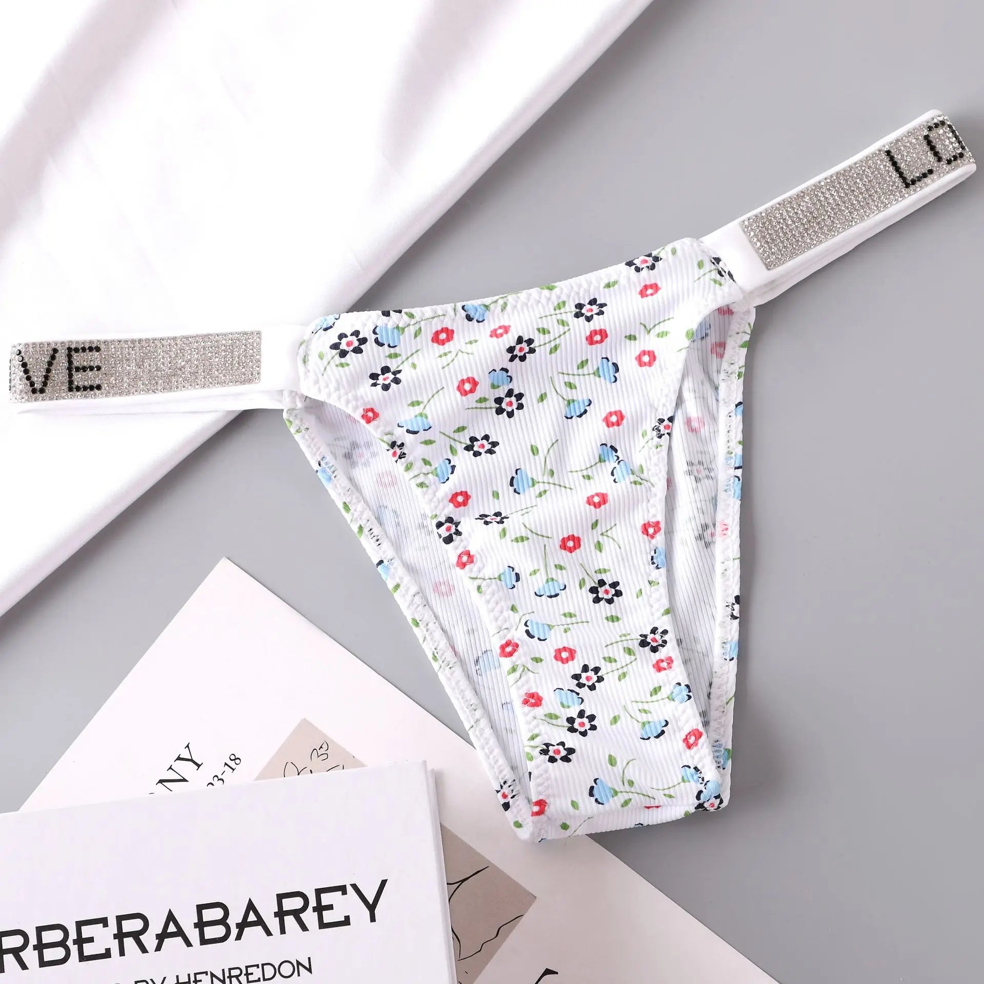 Sexy Kawaii KT Cinnamoroll Women Underwear Anime Cartoon Girls Low-waist T-pants Underpants Female Summer Thin Rhinestone Briefs